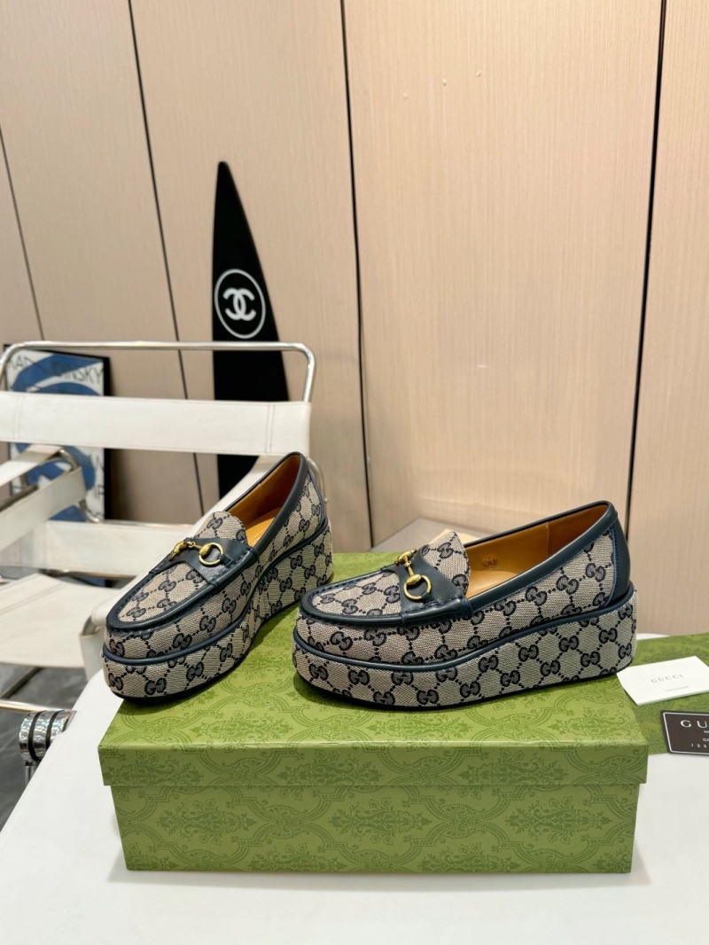 G*u*i leather shoes